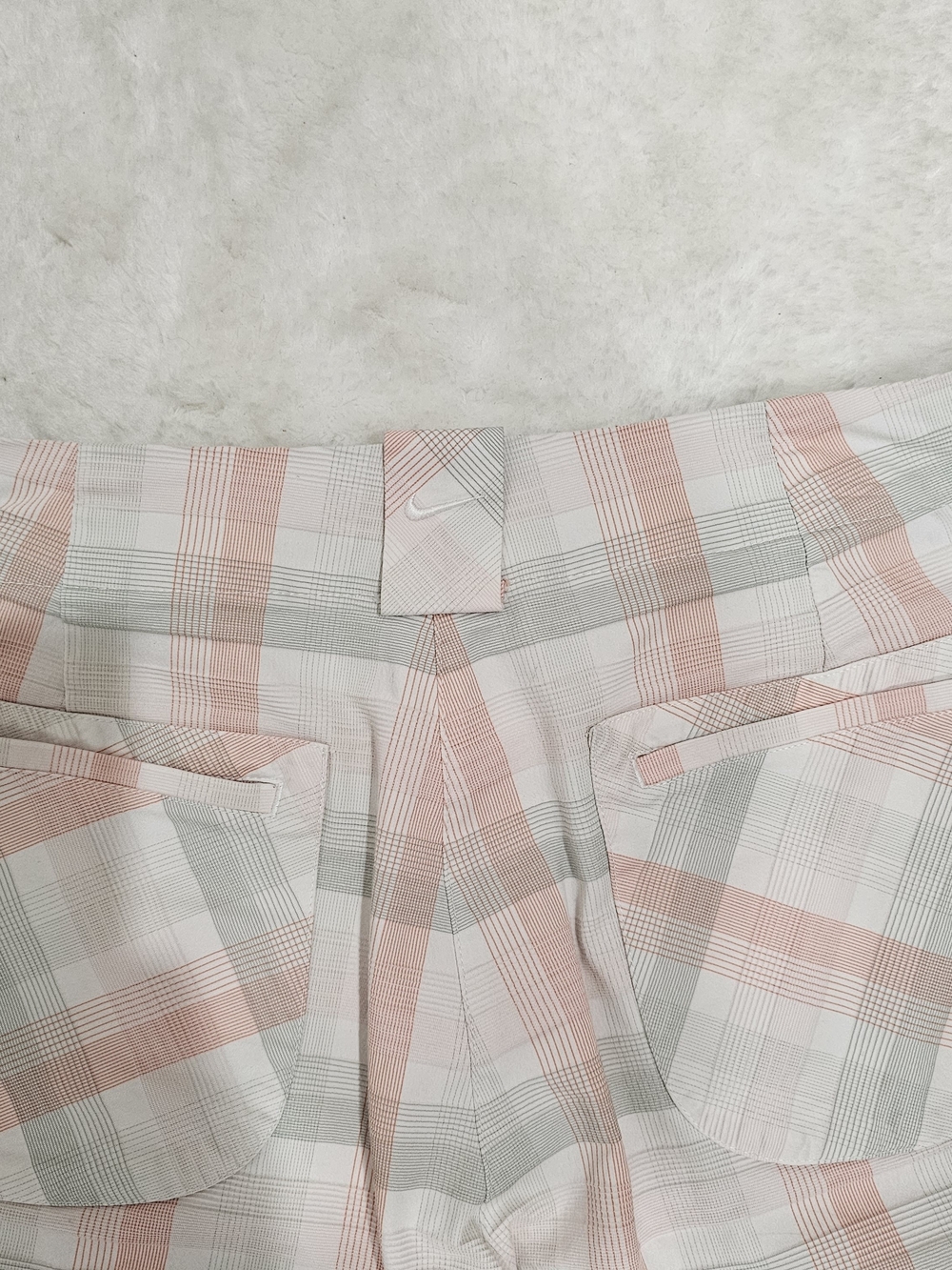 Nike Golf Plaid Bermuda Shorts Old Money Preppy Country Club Quiet Luxury Sz 12 - Picture 8 of 14